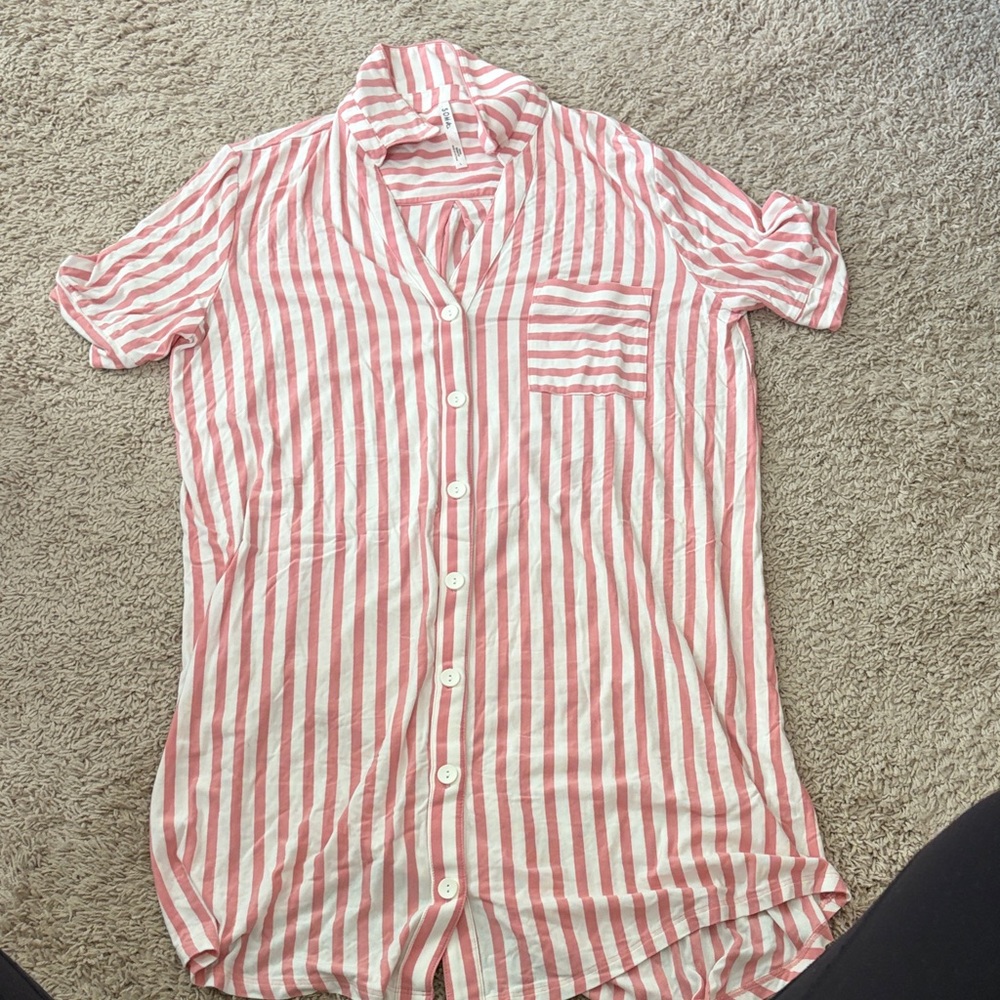 Soma Striped Pink and White Sleep PJ Sleep Shirt Gown